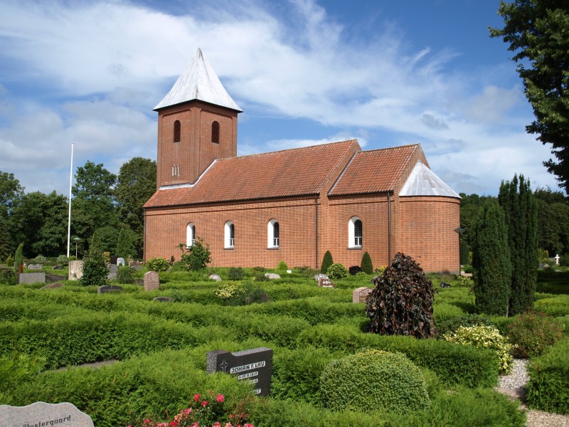 Engesvang Kirke